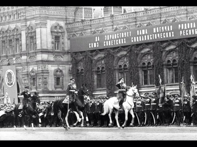 Primer desfile de la Victoria. Moscú, 1945