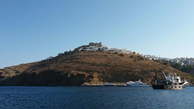 El Egeo tranquilo - Blogs de Grecia - Astypalea, mariposa del Egeo (20)