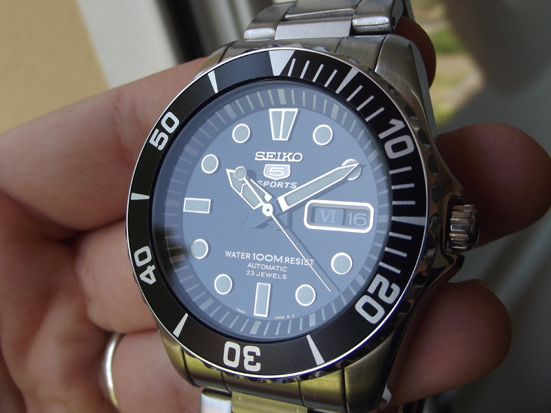 seiko 5 sports snzf17
